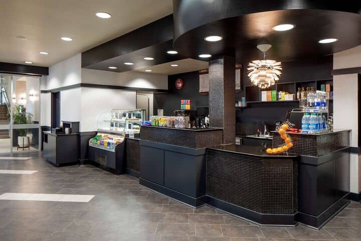 Snack bar